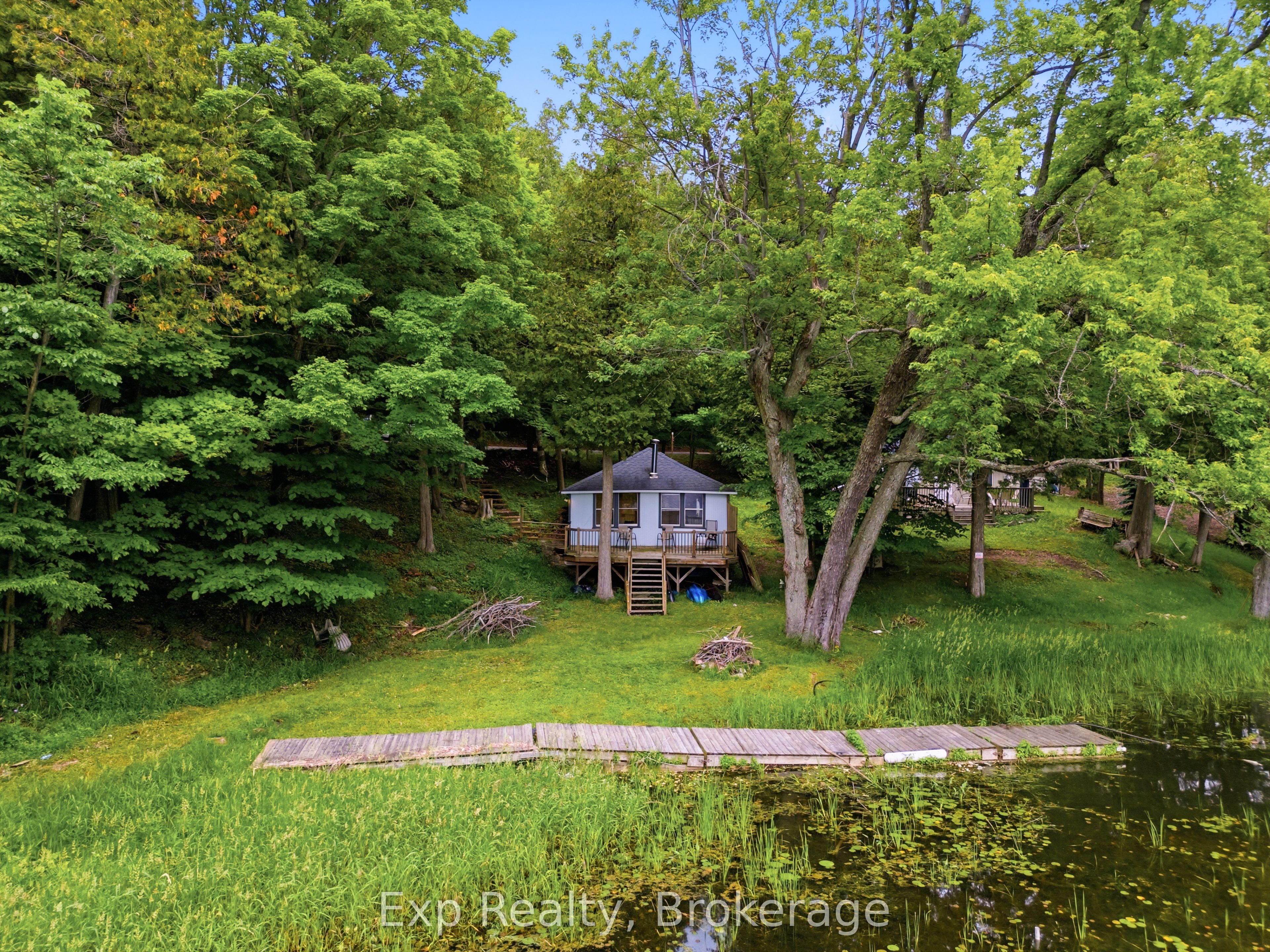 Residential in Frontenac
