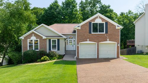 2708 Leesa Ann Ln, Old Hickory, TN, 37138-4616 | Card Image