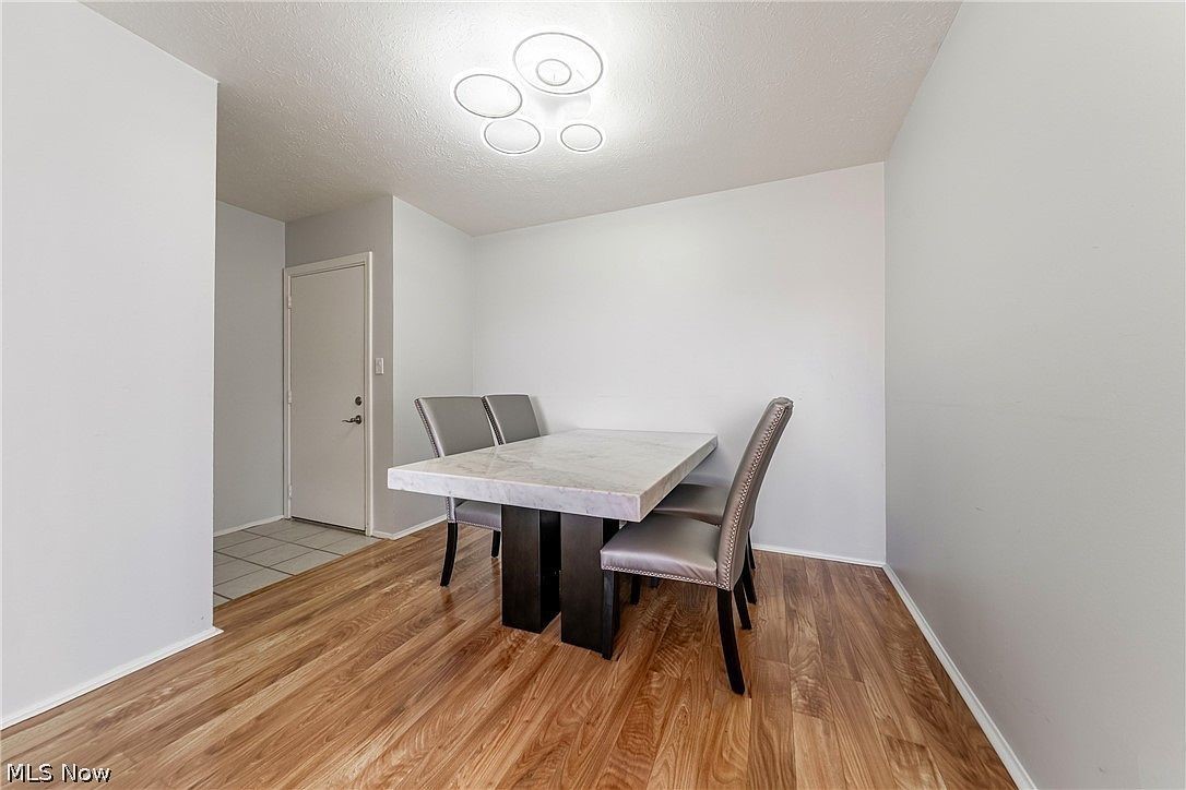 Residential Lease in North Olmsted 4