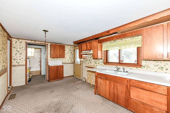 Large Kitchen (reverse angle) | Image 18
