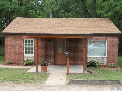 365 Young St, Saint Clair, MO, 63077-1456 | Card Image