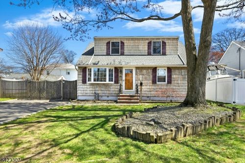 348 Maplewood Ave, Kenilworth, NJ, 07033-2024 | Card Image