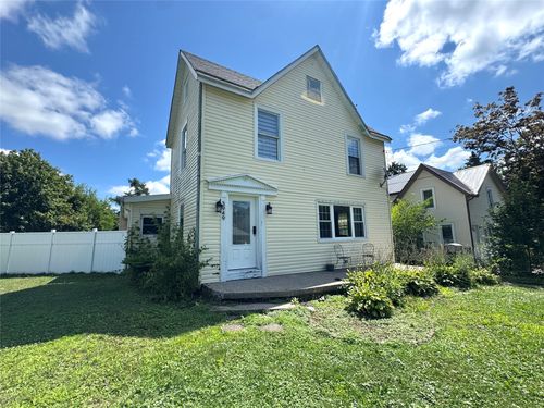 3949 Wood St, Erie, PA, 16509-1632 | Card Image