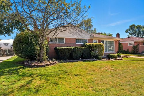 35906 Rewa St Street, Clinton Charter Township, MI, 48035 | Card Image