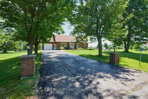 4705 Mcneely Rd, Navan, ON, K4B0J2 | Card Image