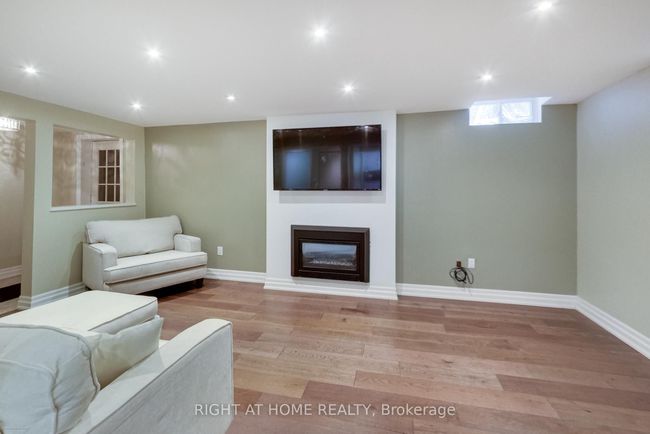 25 Ransom St, House other with 4 bedrooms, 5 bathrooms and 4 parking in Aurora ON | Image 33