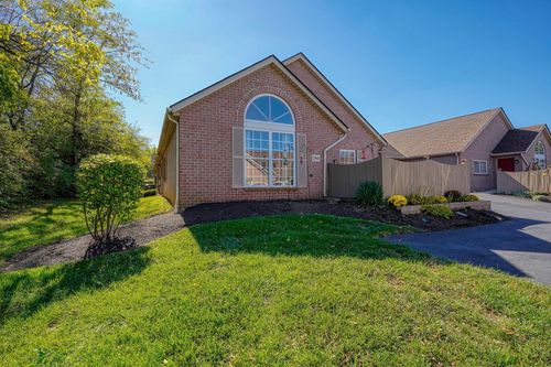 7-1948 Farmbrook Cir S, Grove City, OH, 43123-9490 | Card Image