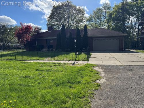 27315 Lathrup Blvd, Lathrup Village, MI, 48076-3508 | Card Image