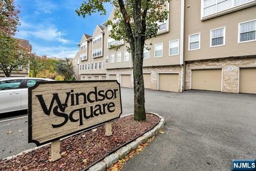 549 Windsor Dr, Palisades Park, NJ, 07650-2353 | Card Image