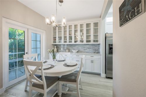 apt-103-886 Tanbark Dr, NAPLES, FL, 34108-7544 | Card Image