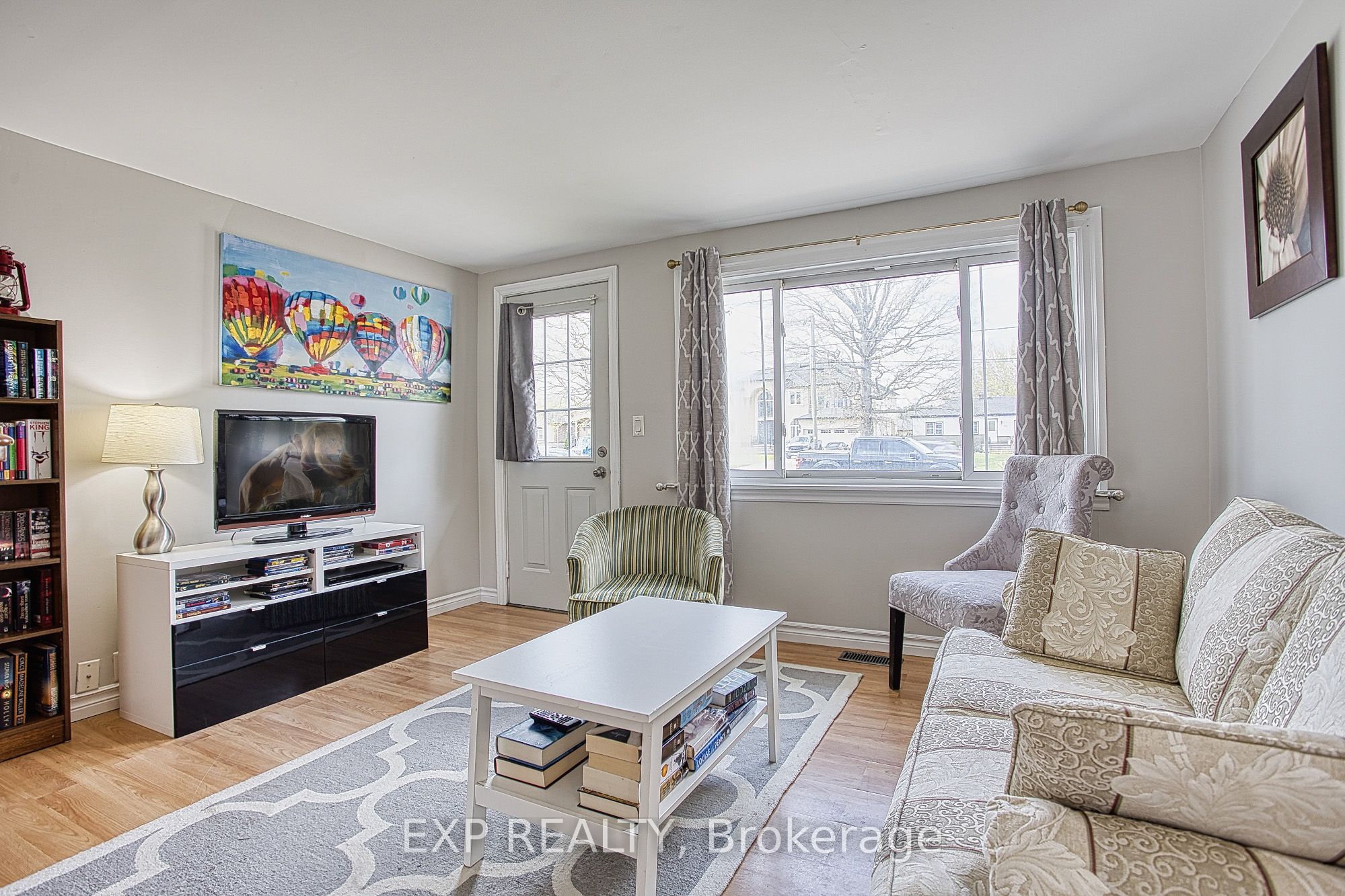 Commercial Sale in Hamilton 2