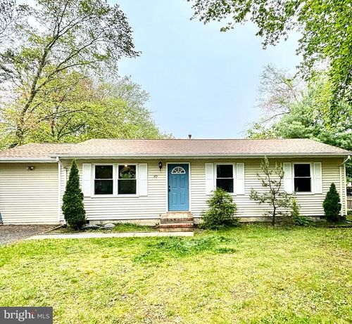 49 Willow St, WARETOWN, NJ, 08758-1549 | Card Image