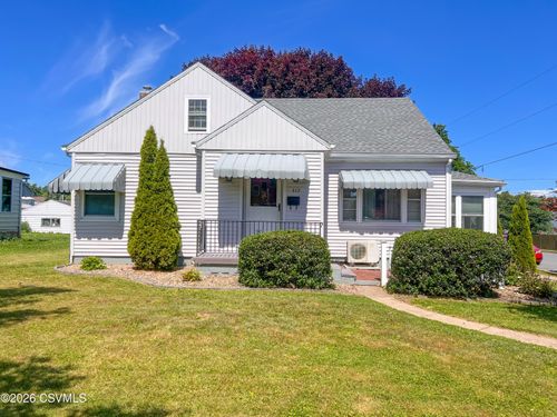 312 8th St, Selinsgrove, PA, 17870-1522 | Card Image