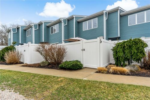 19-50 S Bay Dr, Narragansett, RI, 02882-2873 | Card Image