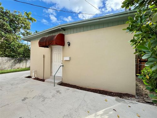 2-1654 Sw 14th Ter, Miami, FL, 33145-1547 | Card Image