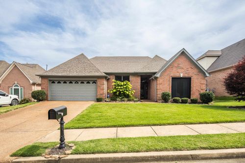 7500 Links View Ln S, Cordova, TN, 38018-1853 | Card Image