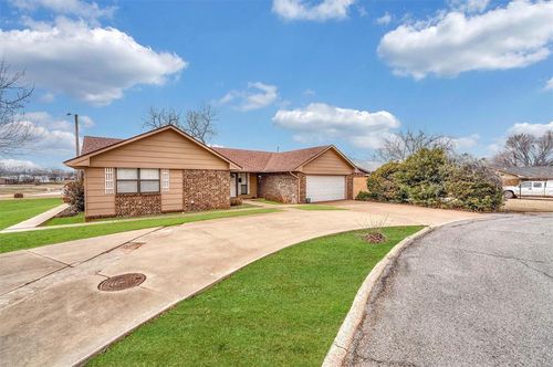 1101 Colorado Ave, Elk City, OK, 73644-2810 | Card Image