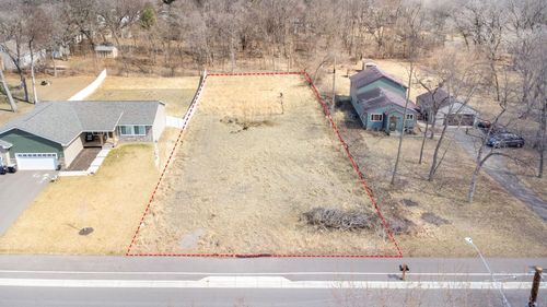 7625 Pleasant View Dr, Mounds View, MN, 55112-3855 | Card Image