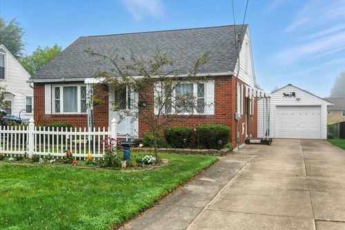 39 Plum Ave, Shelby, OH, 44875-1133 | Card Image