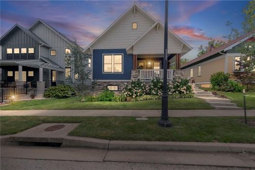 9005 Ne 79th Ter, Kansas City, MO, 64158-7611 | Card Image