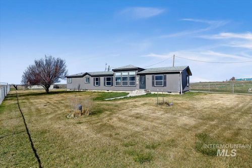 3485 S 2000 E, Wendell, ID, 83355-3524 | Card Image