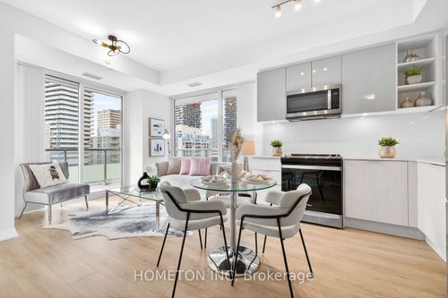 1217-50 Dunfield Ave, Toronto, ON, M4S0E4 | Card Image