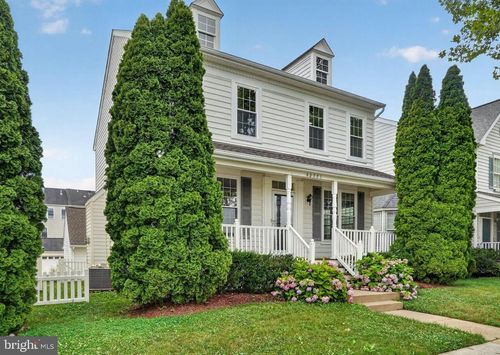 42771 Freedom St, CHANTILLY, VA, 20152-3936 | Card Image