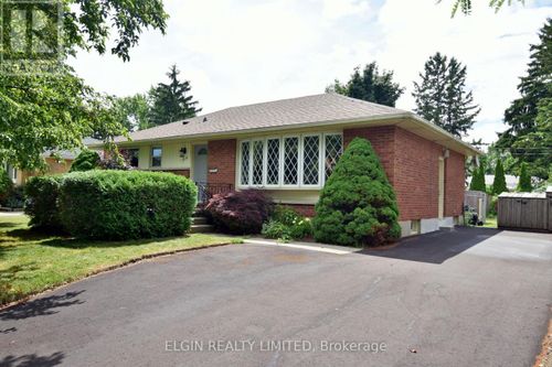 215 First Ave, Saint Thomas, ON, N5R4P6 | Card Image