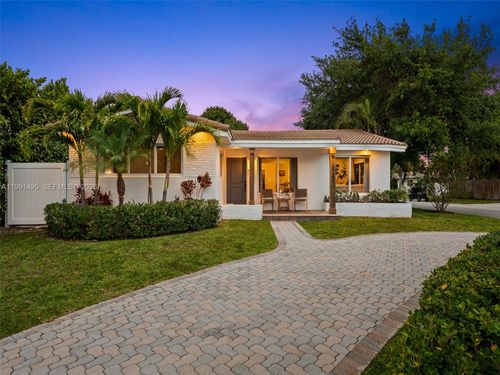 1203 Lincoln St, Hollywood, FL, 33019-1048 | Card Image