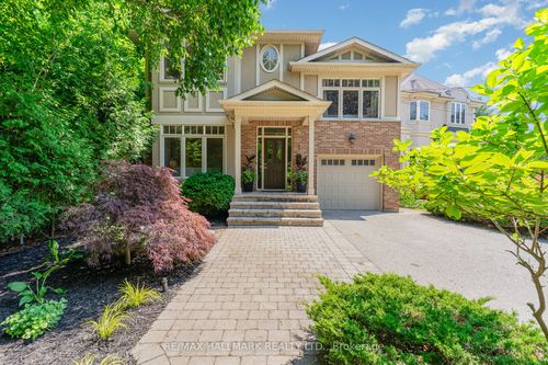 7 Tizzard Ave, Etobicoke, ON, M8Y3Z4 | Card Image