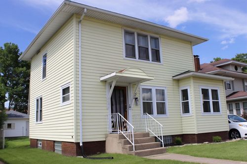 1216 E 3rd Street, Mishawaka, IN, 46544-2733 | Card Image