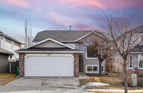 1503 Thorburn Dr Se, Airdrie, AB, T4A2C6 | Card Image