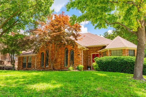 900 Forest Hill Ct, Cedar Hill, TX, 75104-5712 | Card Image