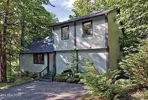 1348 N Baden Cir, Gatlinburg, TN, 37738-3304 | Card Image