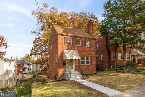 3141 Central Ave Ne, WASHINGTON, DC, 20018-2621 | Card Image