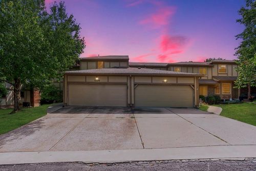 11009 W 96th Ter, Overland Park, KS, 66214-2259 | Card Image
