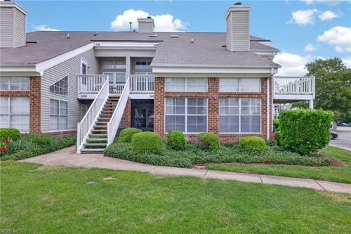 5092 Heathglen Cir, Virginia Beach, VA, 23456-6340 | Card Image