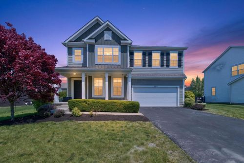 4032 Stonehill Way, Powell, OH, 43065-5196 | Card Image