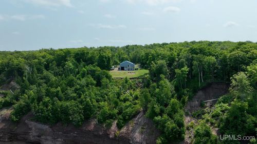 14998 N Superior Road, Houghton, MI, 49931 | Card Image