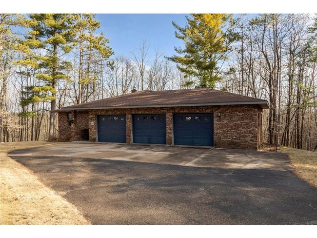 W828 Evergreen Ct, House other with 5 bedrooms, 3 bathrooms and null parking in Spring Valley WI | Image 4