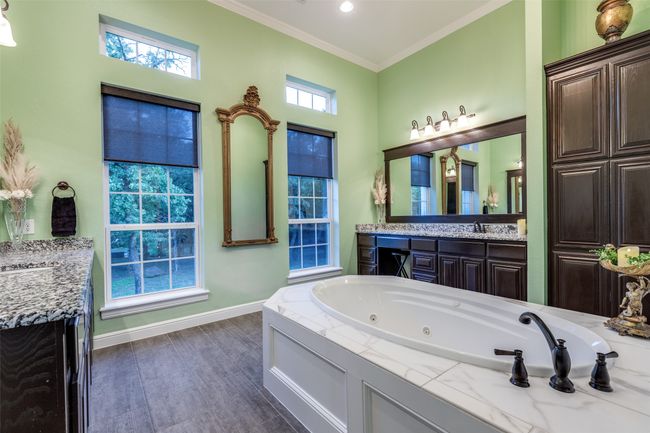 1619 Bloomfield Rd, House other with 4 bedrooms, 3 bathrooms and null parking in Valley View TX | Image 18