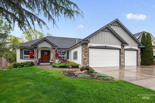 2598 E Greenbrook Dr, Eagle, ID, 83616-6685 | Card Image