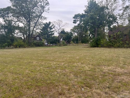 10372 W Chicago, Detroit, MI, 48204-2659 | Card Image