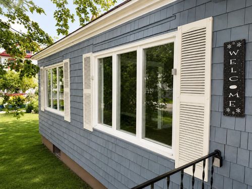 96 Middle St, Lancaster, NH, 03584-3519 | Card Image