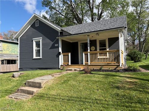 770 W Martin Street, East Palestine, OH, 44413 | Card Image