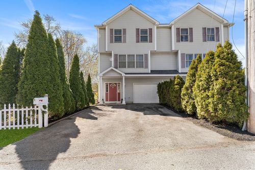 1-1 Hayward St, Ipswich, MA, 01938-2011 | Card Image