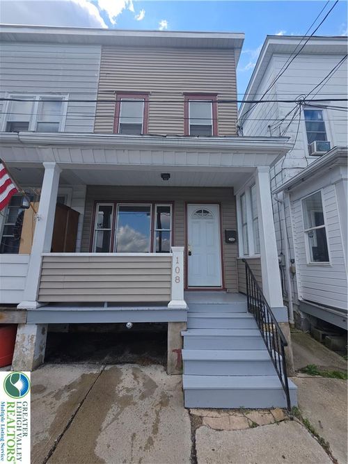108 W Moser Ave, Coaldale, PA, 18218-1435 | Card Image