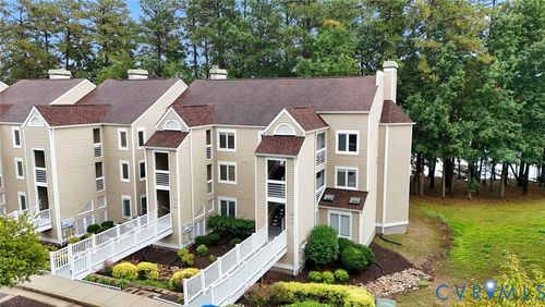 104 Water Pointe Ct, Midlothian, VA, 23112-2202 | Card Image
