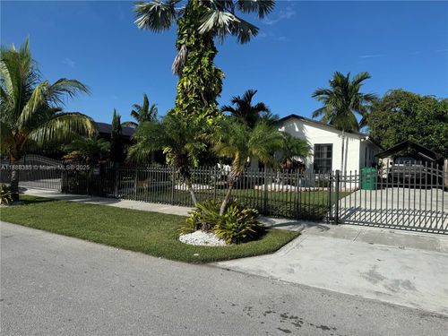 26553 Sw 125th Ct, Homestead, FL, 33032-7924 | Card Image