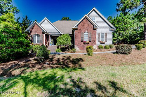 104 Rector Dr, West End, NC, 27376 | Card Image